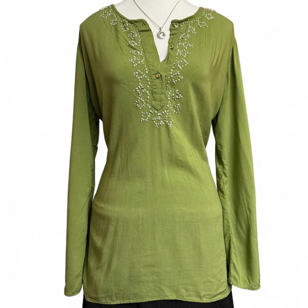 Vintage white stag flare sleeve green top